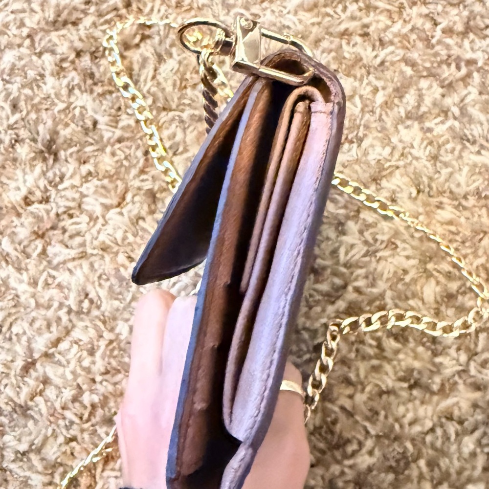 Louis vuitton crossbody wallet #mi0942. FIRM PRICE - Picture 4 of 8